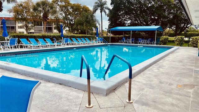 671 S Hollybrook Drive #104, Pembroke Pines