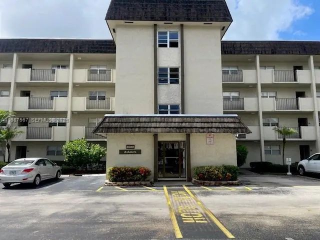 2 of 19 - 6020 Nw 44th Street #406, Lauderhill, FL