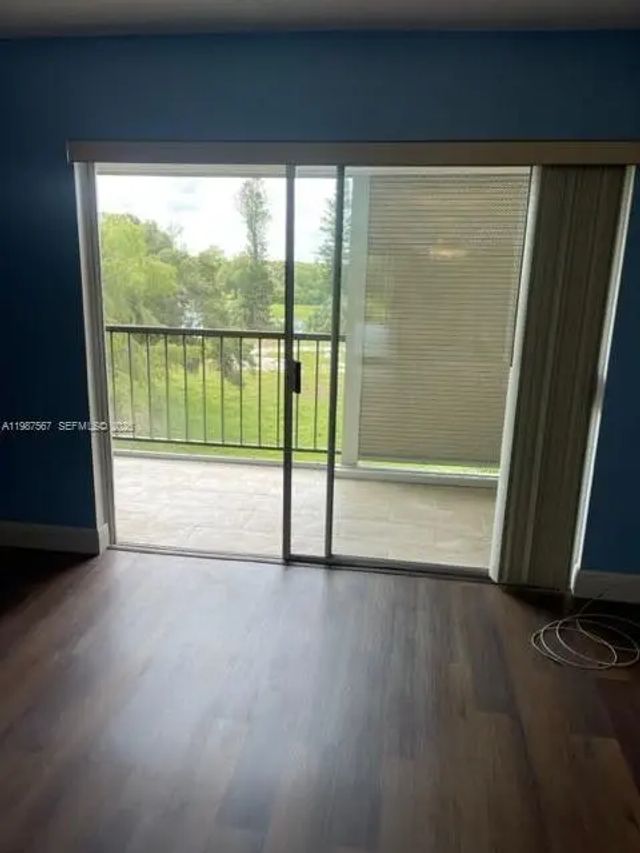 4 of 19 - 6020 Nw 44th Street #406, Lauderhill, FL