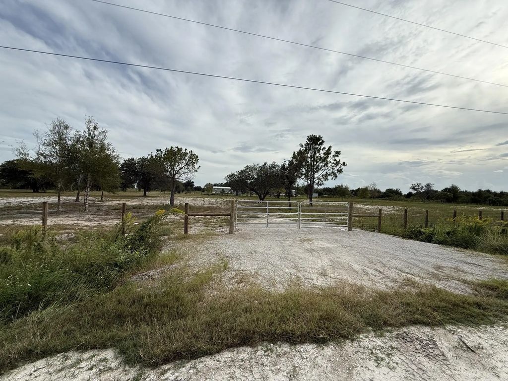 14416 Nw 252nd  Street, Okeechobee