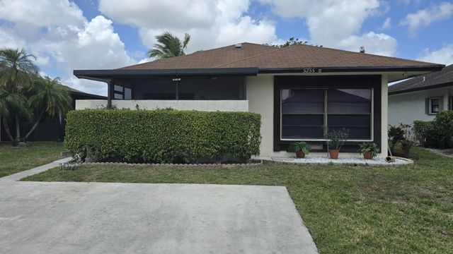 5255 Mendoza Street, West Palm Beach