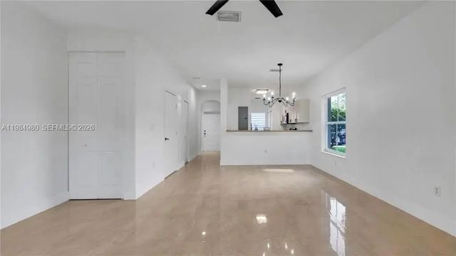 3 of 16 - 4921 Sw 140th Terrace #1, Miramar, FL
