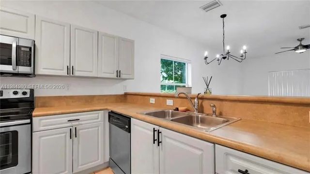 4 of 16 - 4921 Sw 140th Terrace #1, Miramar, FL
