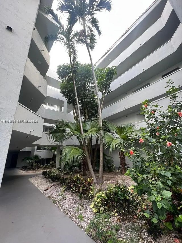 2 of 21 - 8215 Sw 152nd Avenue #g-418, Miami, FL