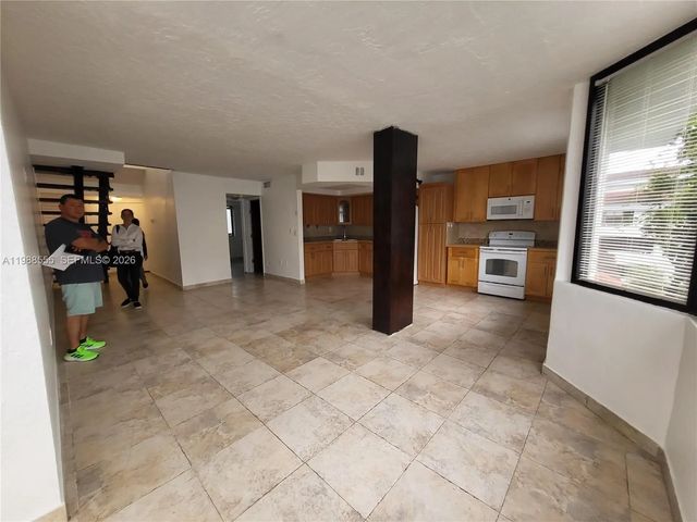 4 of 21 - 8215 Sw 152nd Avenue #g-418, Miami, FL