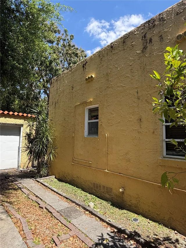 3 of 12 - 1209 Mariana Avenue, Coral Gables, FL