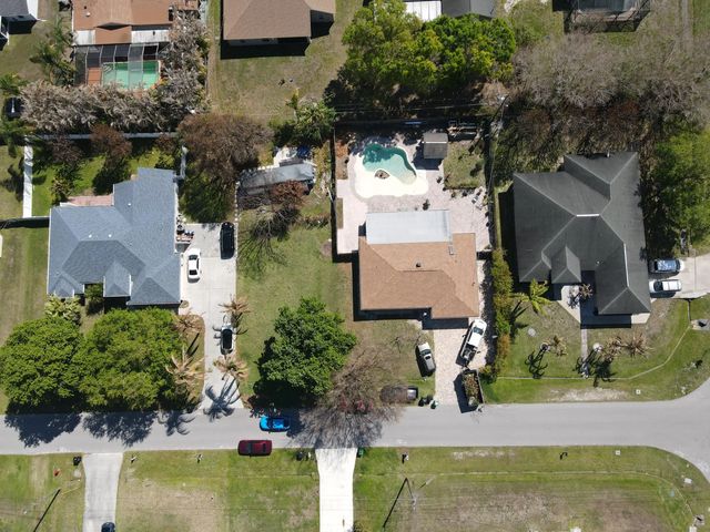 2 of 36 - 2185 Sw Wayne Street, Port St. Lucie, FL