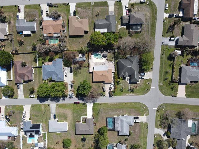 3 of 36 - 2185 Sw Wayne Street, Port St. Lucie, FL