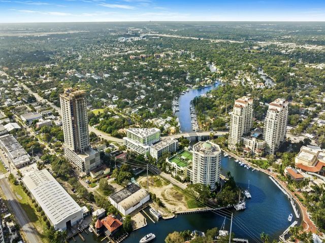 4 of 19 - 307 Sw 5th Street, Fort Lauderdale, FL