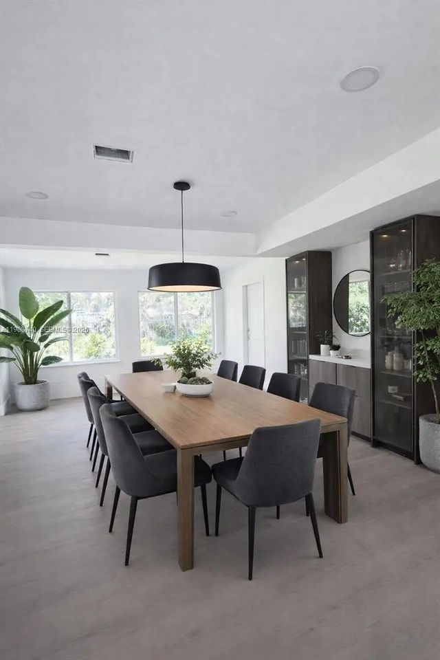4 of 19 - 831 Sw 39th Avenue, Fort Lauderdale, FL