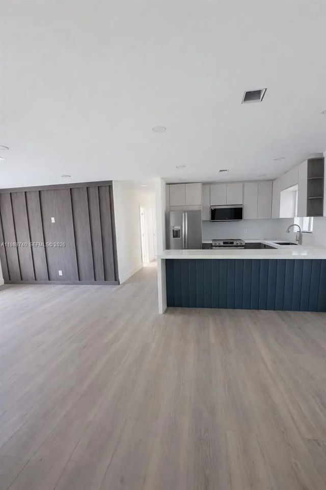 5 of 19 - 831 Sw 39th Avenue, Fort Lauderdale, FL