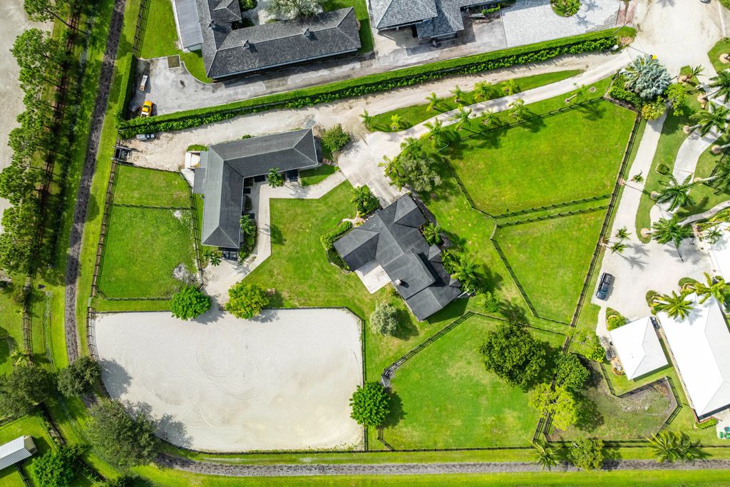 2080 Canter Way, Wellington