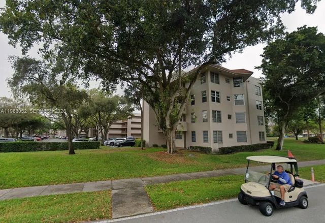 1811 Sabal Palm Drive #408, Davie