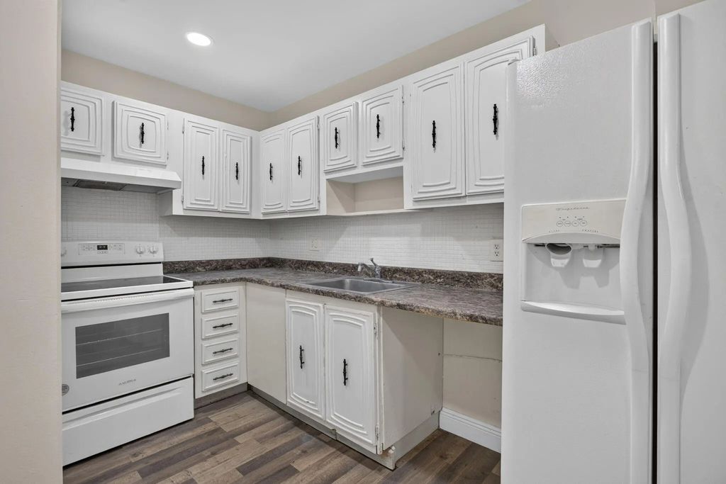 220 Nw 43rd Court, Deerfield Beach