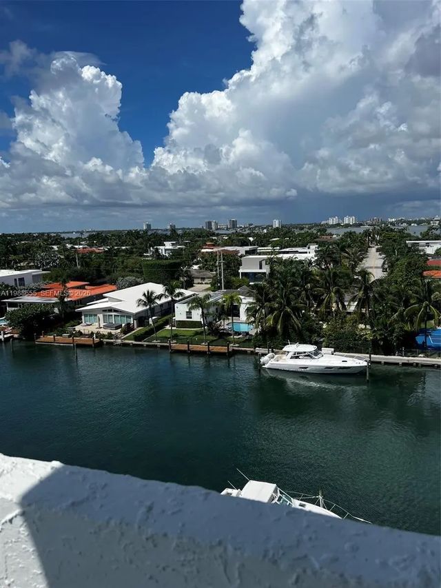 10000 W Bay Harbor Drive #ph4, Bay Harbor Islands