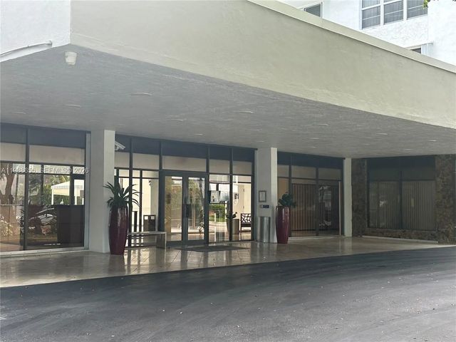 3 of 34 - 10000 W Bay Harbor Drive #ph4, Bay Harbor Islands, FL