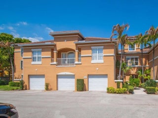 Photo of Listing #B26007541