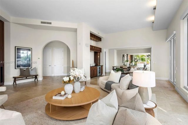 4 of 61 - 10 Edgewater Drive #lanai South, Coral Gables, FL