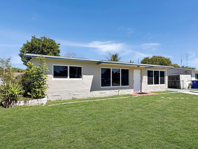 6751 Cody Street, Hollywood
