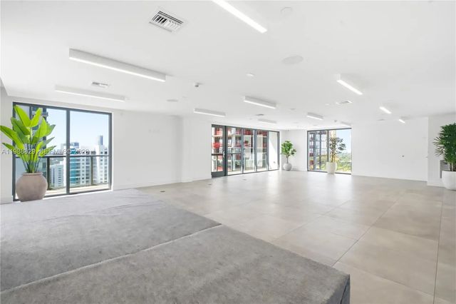 4 of 50 - 239 Sw 9th Street #2401, Miami, FL