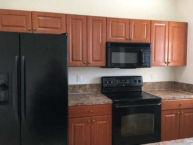 2 of 13 - 1213 Abaco Lane, Riviera Beach, FL