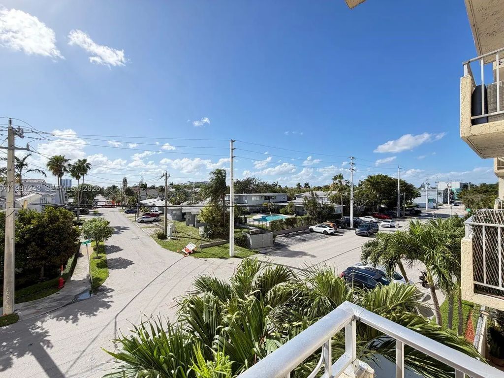 900 Ne 18th Avenue #304, Fort Lauderdale