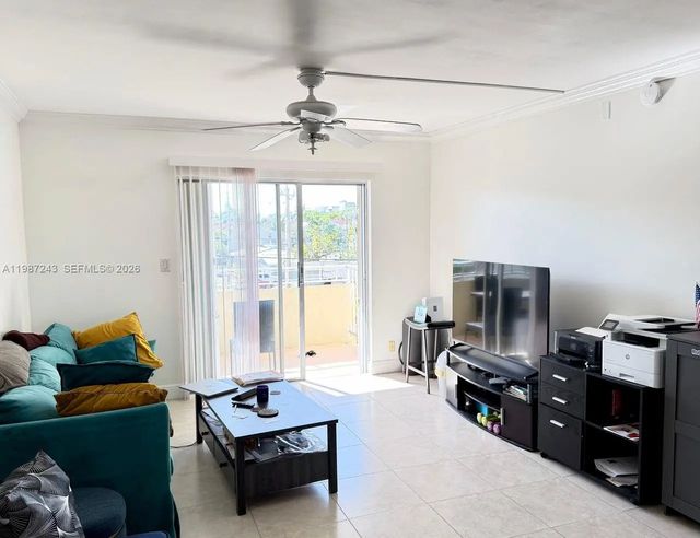 4 of 20 - 900 Ne 18th Avenue #304, Fort Lauderdale, FL