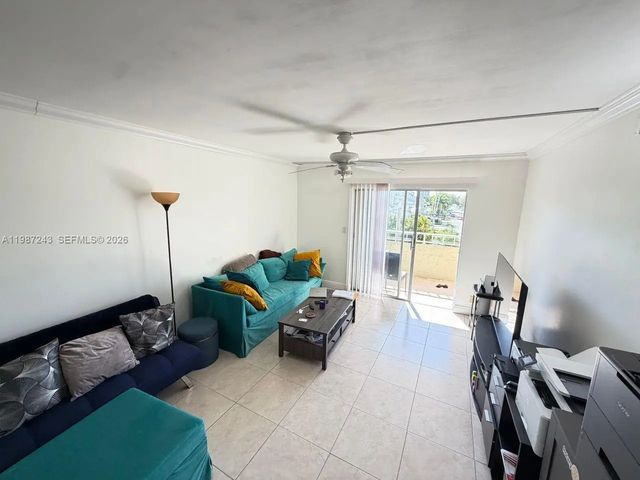 5 of 20 - 900 Ne 18th Avenue #304, Fort Lauderdale, FL
