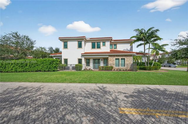 3 of 47 - 5999 E Brookfield Circle E, Hollywood, FL