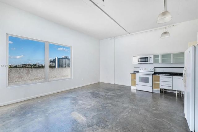 2 of 27 - 10 S River Drive #609, Miami, FL