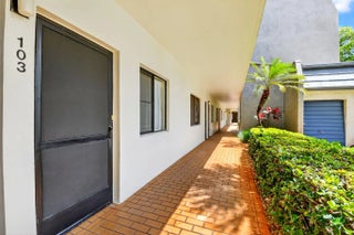 Photo of Listing #B26011092