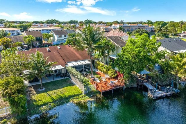 7821 Sw 148th Avenue #2, Miami