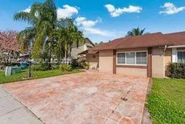 3 of 25 - 7821 Sw 148th Avenue #2, Miami, FL
