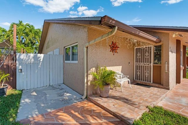 4 of 25 - 7821 Sw 148th Avenue #2, Miami, FL