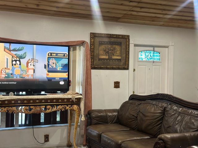 2 of 3 - 5654 E Ithaca Cir Circle E, Lake Worth, FL