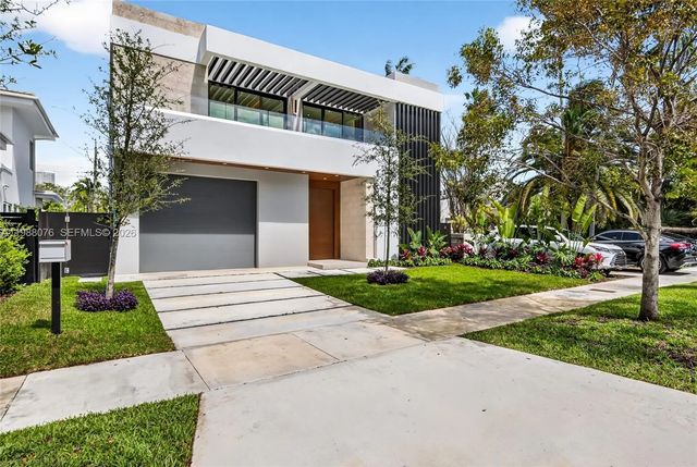 2 of 50 - 609 Sw 24th Road, Miami, FL