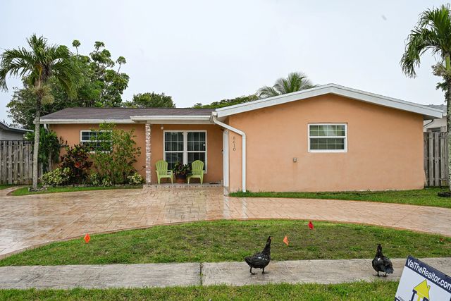 8610 Nw 27th Place, Sunrise