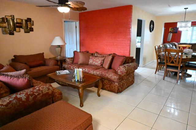 5 of 42 - 8610 Nw 27th Place, Sunrise, FL
