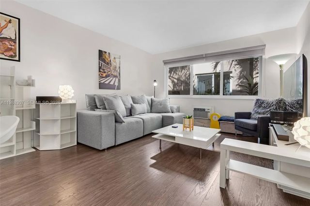 4 of 41 - 1117 Meridian Avenue #5-1117, Miami Beach, FL