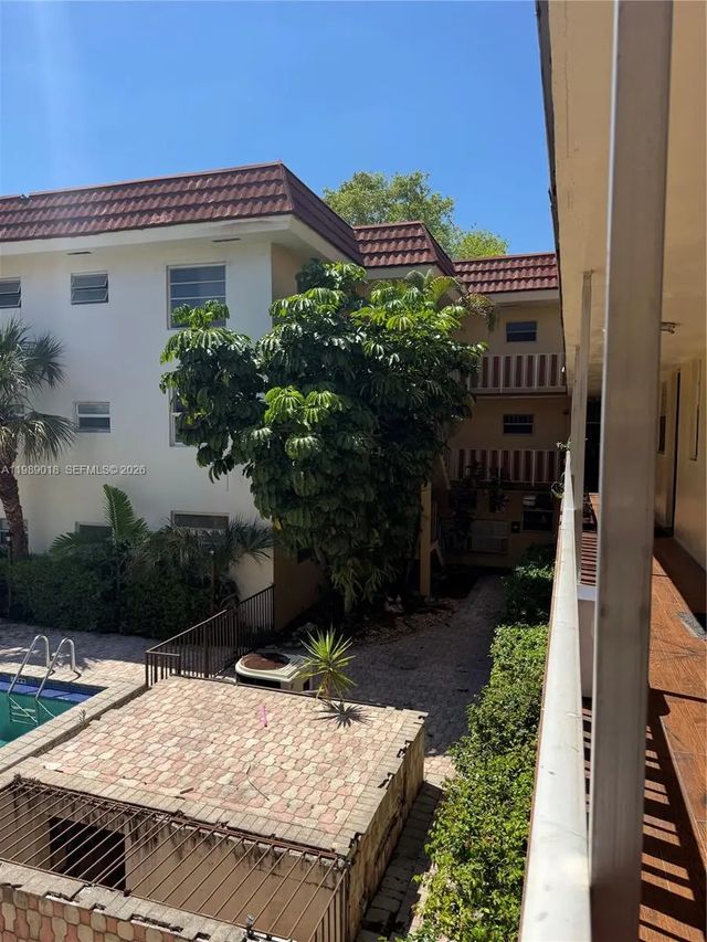 13655 Ne 10th Avenue #208, North Miami