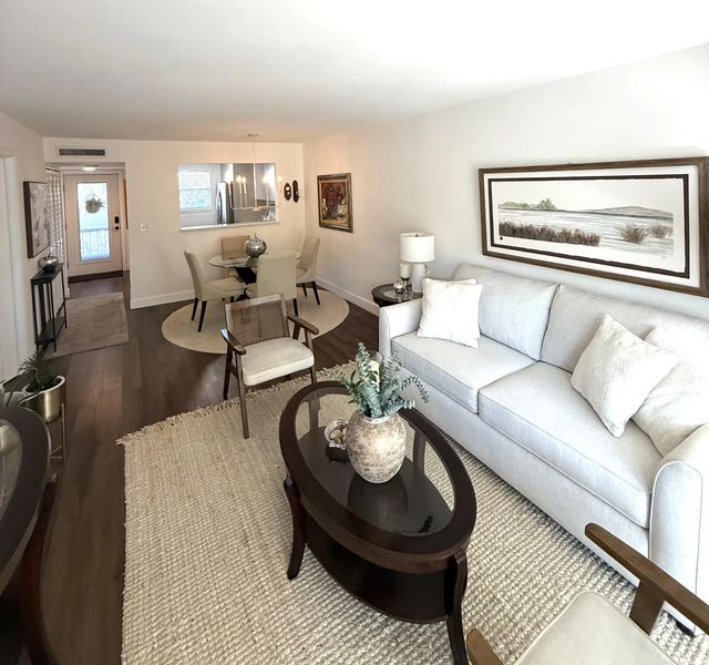 4 of 29 - 3170 Holiday Springs Boulevard #304, Margate, FL