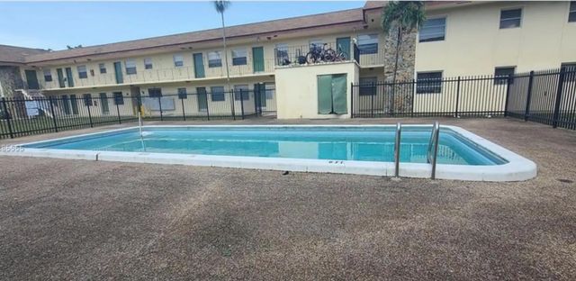 2 of 16 - 4800 Nw 24th Court #d214, Lauderdale Lakes, FL