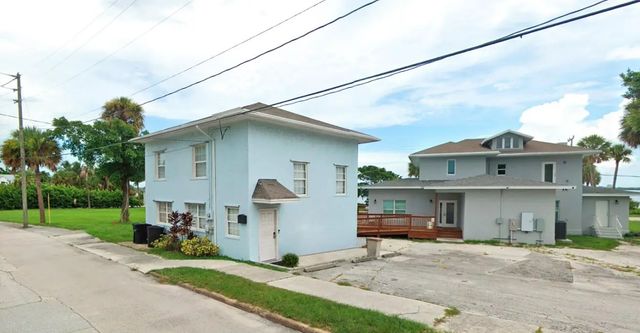 2 of 13 - 515 S Indian River Drive, Fort Pierce, FL