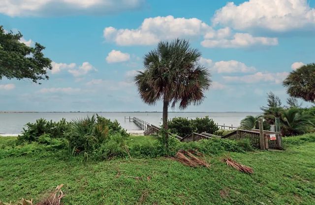 3 of 13 - 515 S Indian River Drive, Fort Pierce, FL