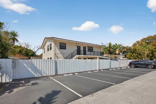 Photo of Listing #B26006724