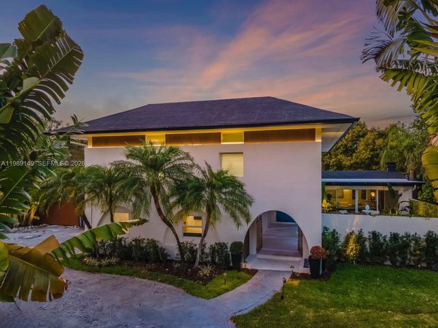 18490 Sw 83rd Place, Cutler Bay