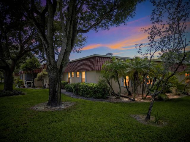 4 of 40 - 857 Worcester Lane #b, Lake Worth, FL