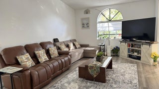 Photo of Listing #B26006732