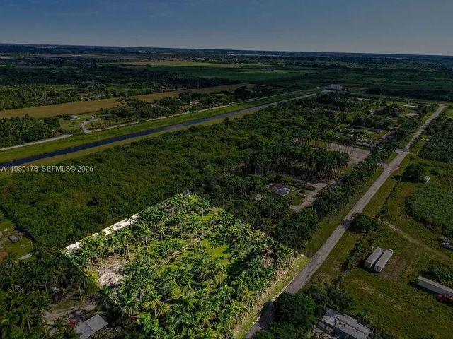 4 of 17 - 16050 Sw 206th Avenue, Miami, FL
