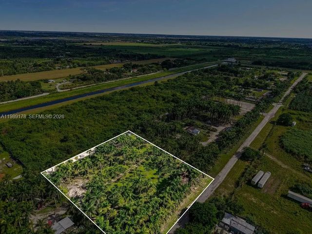5 of 17 - 16050 Sw 206th Avenue, Miami, FL
